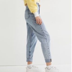 high rise mom jeans size 6